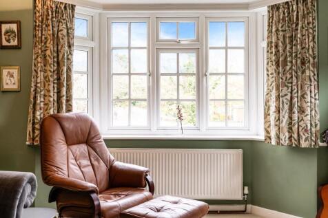 DOWNS LODGE COURT