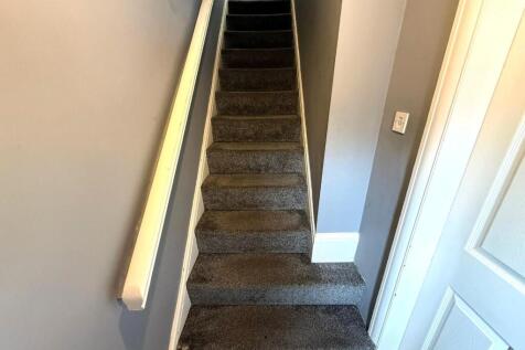 Entrance Hallway.jpeg