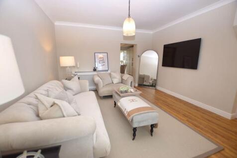 Leyland, PR26 - property photo