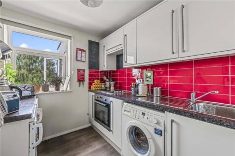Rushbury Court, Station Road, Hampton, TW12 photo 4