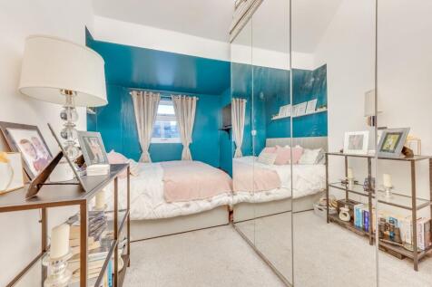 BEDROOMS AND BATHROOMS