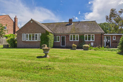 2 Bedroom Bungalow - detached for Sale