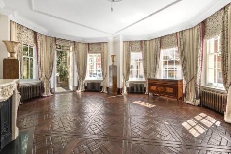 7 bed, 8 bath End of Terrace in London - Photo 5