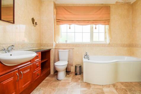 HOUSE BATHROOM