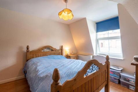 Flat 12, 2 Moorgate Avenue_-2.jpg