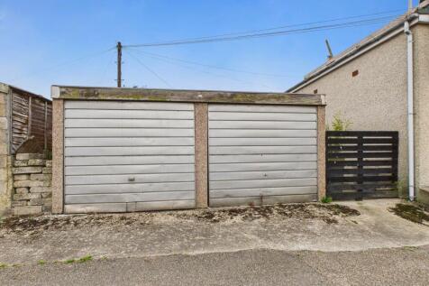 CAM03185G0-PR0111-STILL046