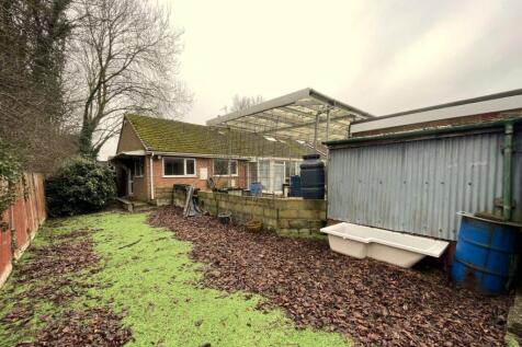 Ernald Gardens - Back of Property