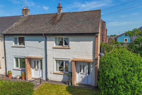 16 Garden Close.jpg