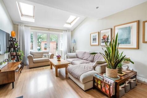 15-Barnfield-Way-17.jpg
