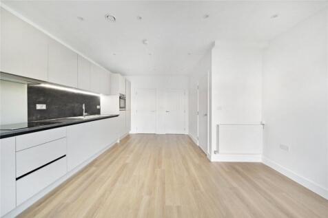 Pinder Road, Walthamstow, London, E17 photo 4
