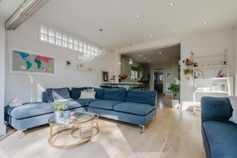 Family Room and Dining Kitchen