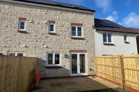 Plot 649 rear.jpg