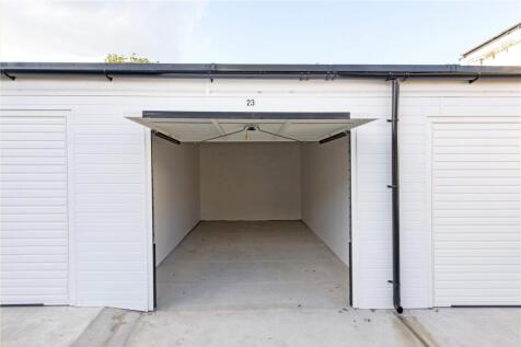 Garage Wandle Road