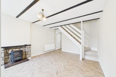 CAM02023G0-PR0178-STILL007