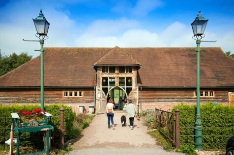 Kingscote Vineyard entrance near Felbridge
