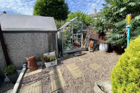 Bramleys Estate Agents - Wilson Avenue - Mirfield 