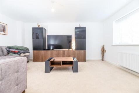 22 Dunnmoore Drive (9 of 35).jpg