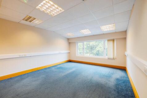 Oaktree Business Centre-13.jpg