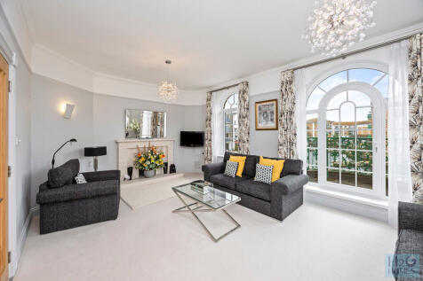 Trafalgar Gate, 2...