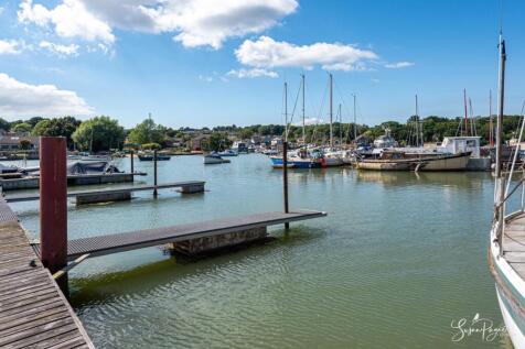 Pontoon