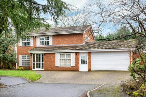 6 Redmoor Gardens-front FEB26.jpg