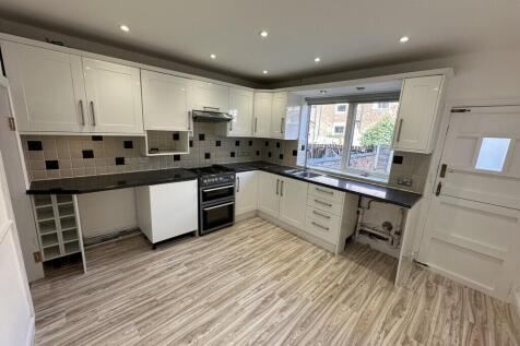 21, Glebe Street, Offerton photo 3