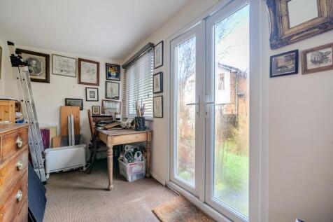 Studio/Outdoor Office