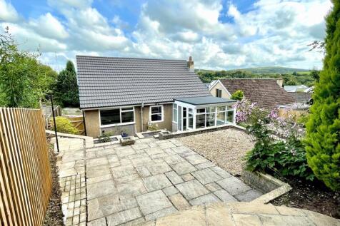 Rear Garden and View