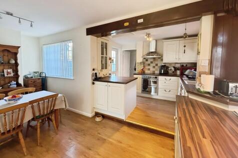 2d214a1a-WhatsApp...