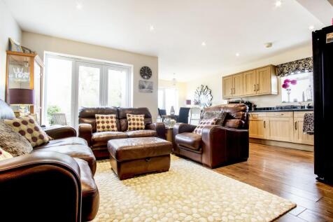 Orchard Close, Fetcham, Leatherhead, KT22 photo 3