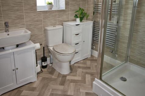 Master Ensuite