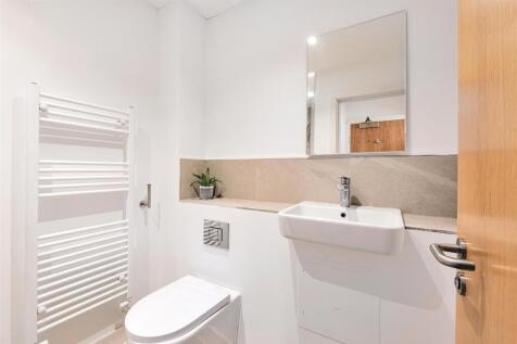 85 Hampton Lane-10.jpg