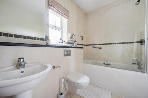 1315161-19-685a83...