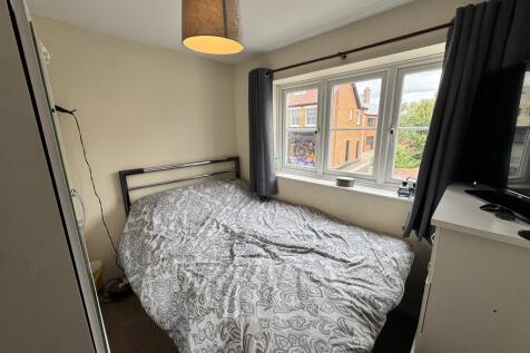 Coggeshall Road, Braintree, Essex photo 5