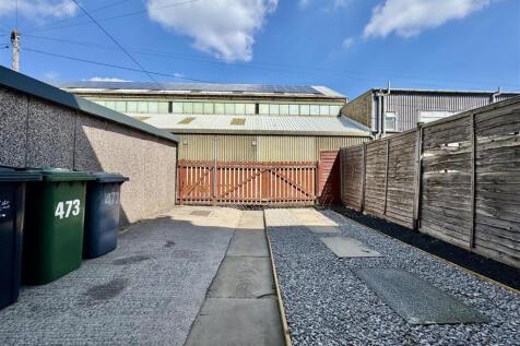 REAR GARDEN AND DRIVEWAY