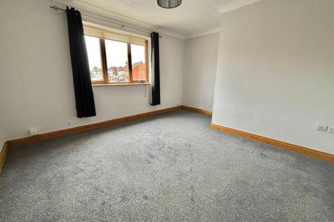 Queens Road, Nuneaton, CV11 photo 4