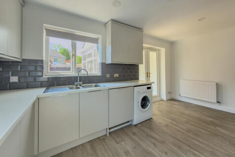 1 bed flat to rent Vaughan Road, London SE5 9NZ