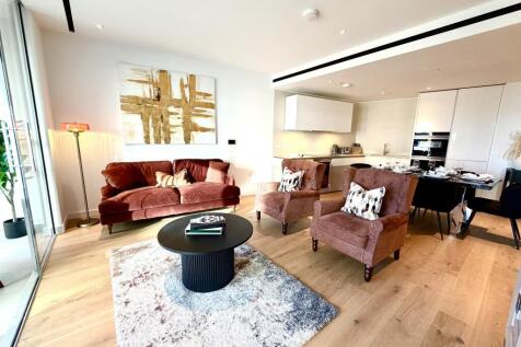 Reception Room (9)