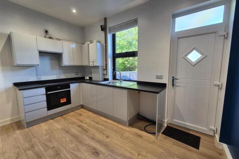 St. Pauls Street, Stalybridge photo 3