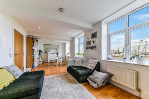 Living room 2