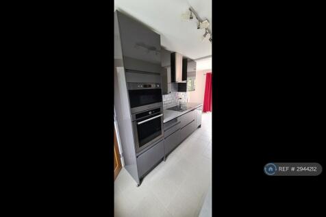 Bodmin Road, Sale, M33 photo 5