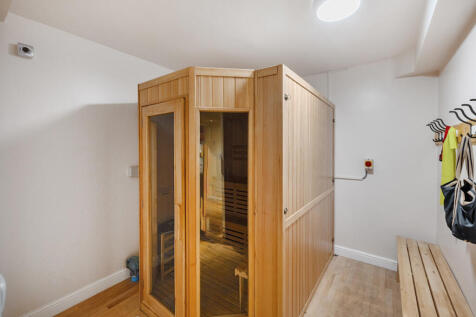 3-6821d4641179a-1...