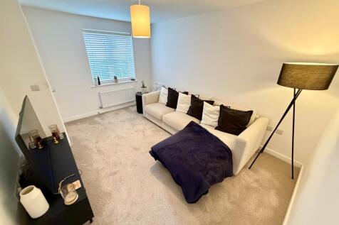 Dustmoor Drive, Quorn, Leics, LE12 8XX photo 2