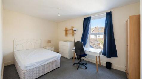 48 Gordon Street, Leamington Spa photo 4