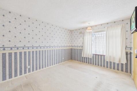 Bedroom: