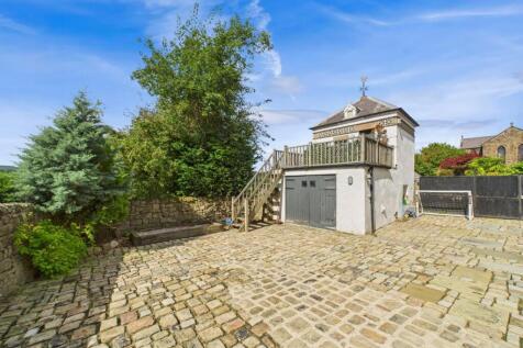 Detached Two Storey Garage
