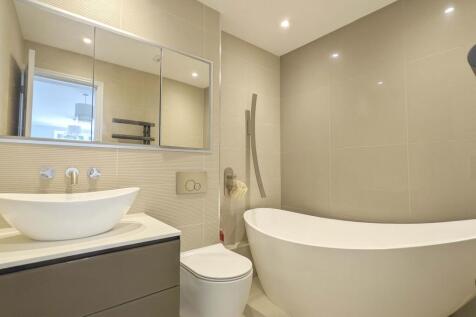 Mortley Close, Tonbridge, TN9 photo 3