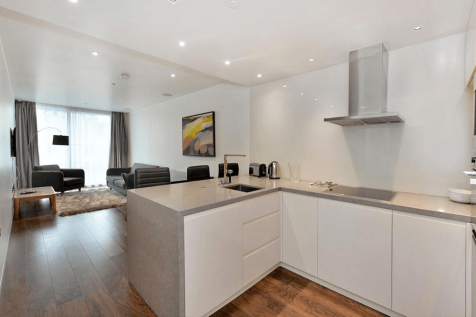 1 BEDROOM FLAT IN MOORGATE
