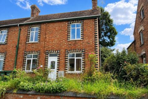 station road - front photo..jpg