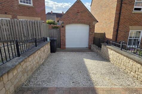DRIVEWAY &amp; GARAGE
